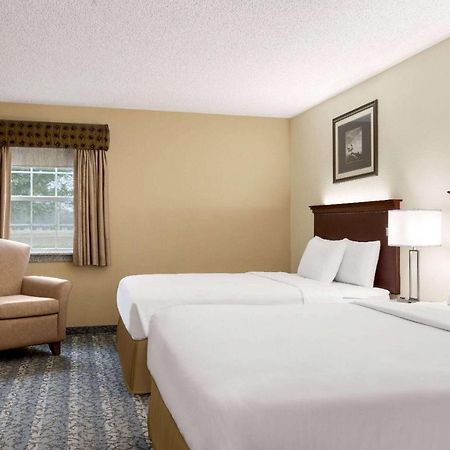 Travelodge By Wyndham Coffeyville Екстериор снимка